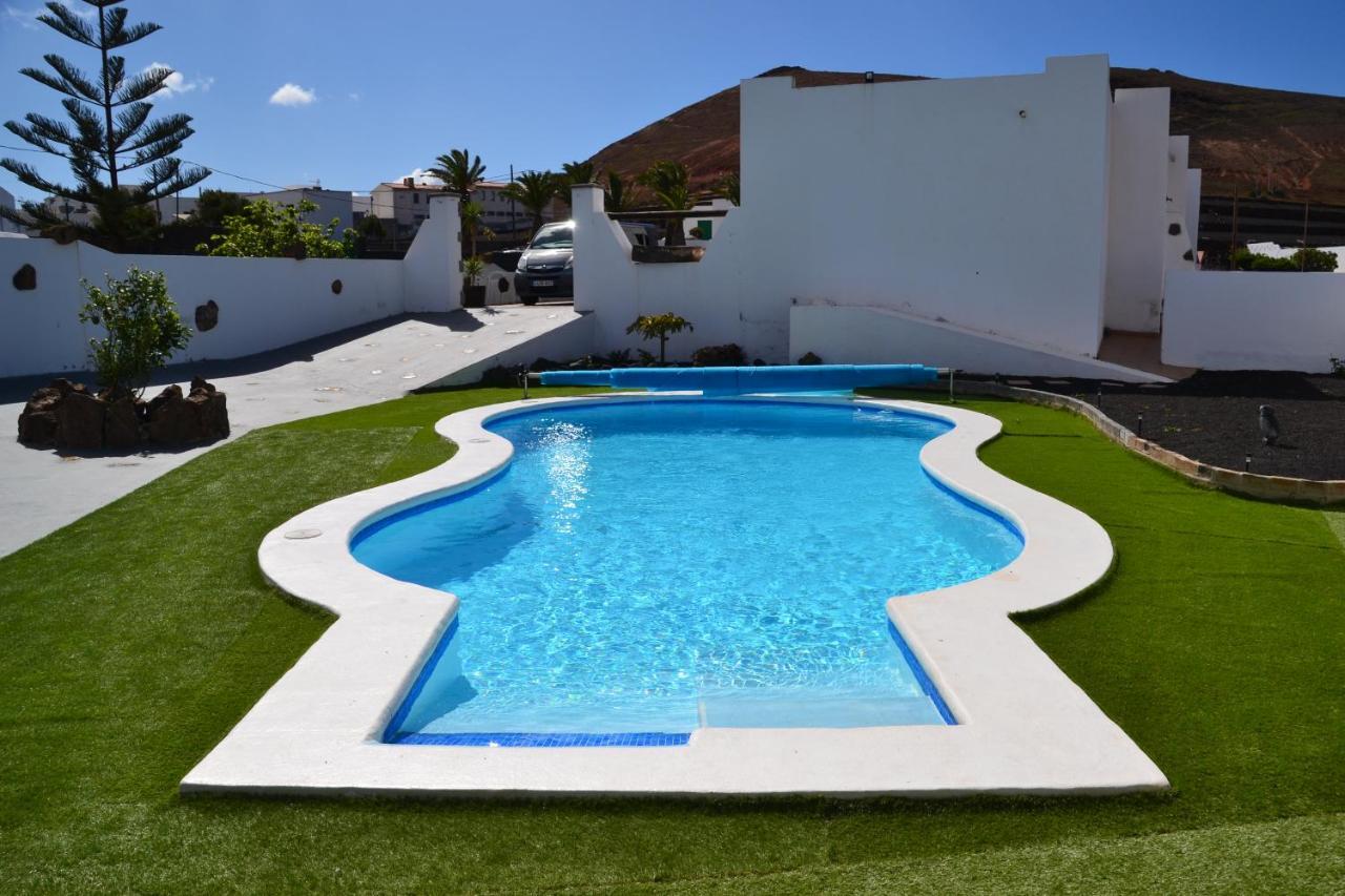 Villa Eva Tinajo Bagian luar foto