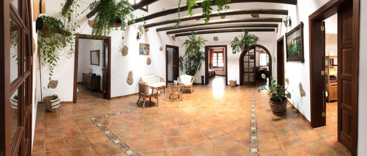 Villa Eva Tinajo Bagian luar foto